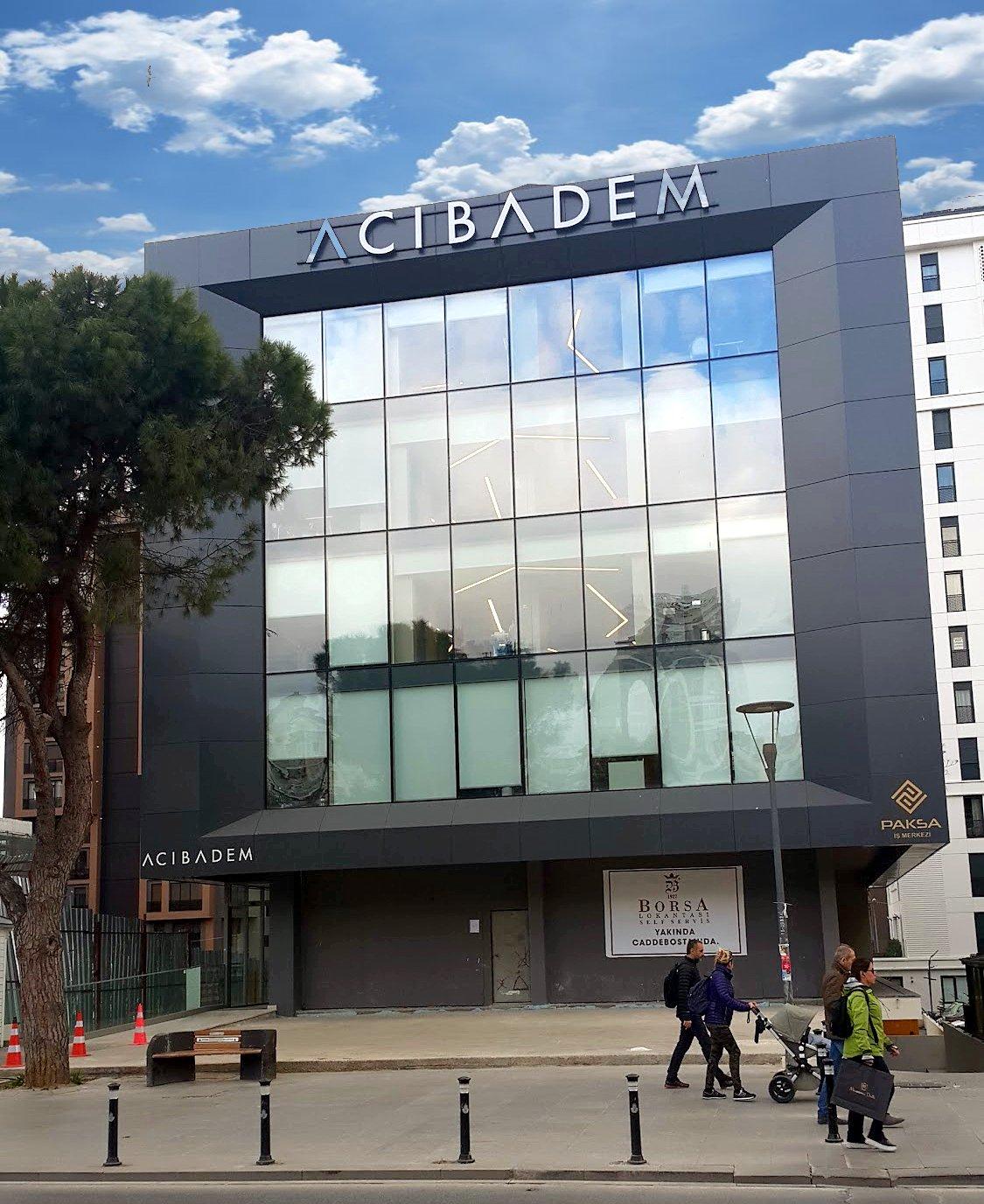 zel Acbadem Badat Caddesi Tp Merkezi