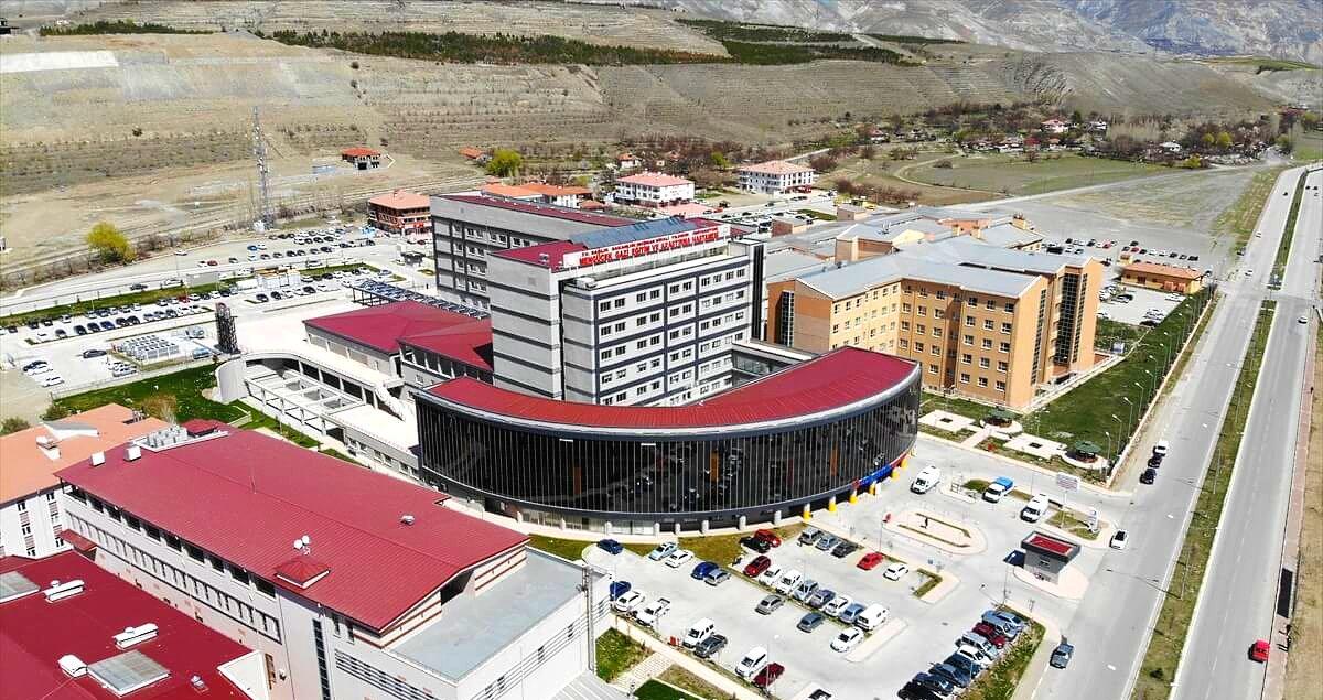 Mengcek Gazi Eitim ve Aratrma Hastanesi